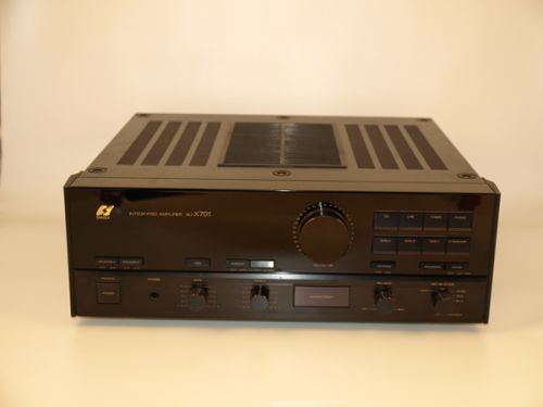 Sansui AU-X701